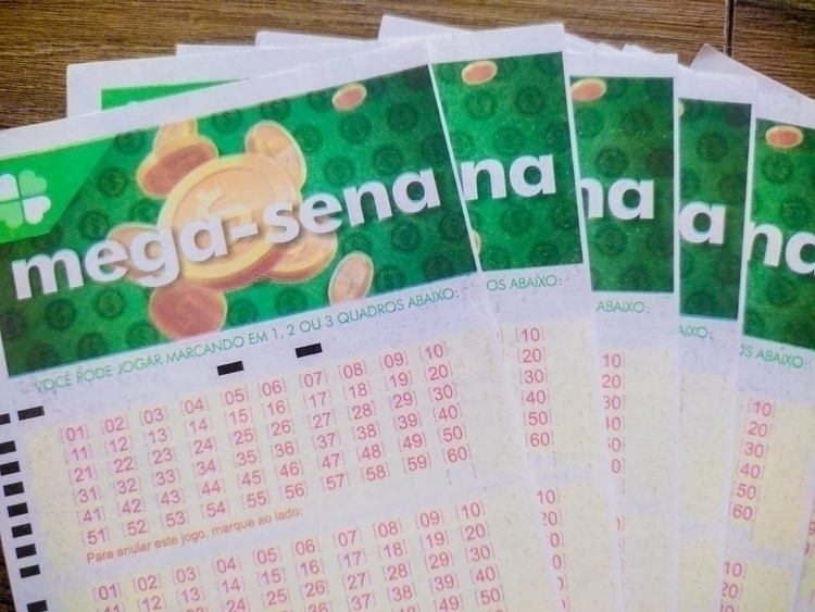 Mega-Sena acumula e prêmio vai a R$ 30 milhões
