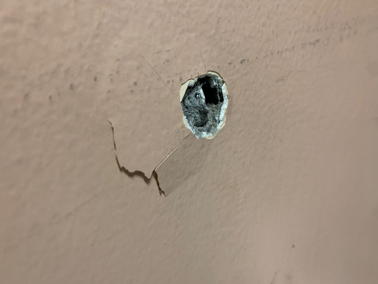 Após vigilante ser baleado, UEA suspende aula presencial