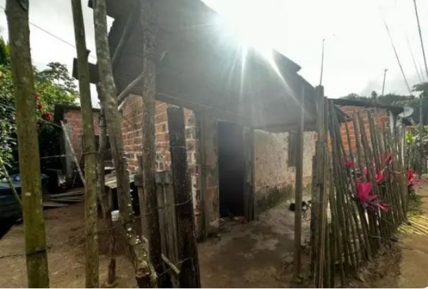 Chacina: Três crianças e quatro adultos são encontrados carbonizados na Bahia