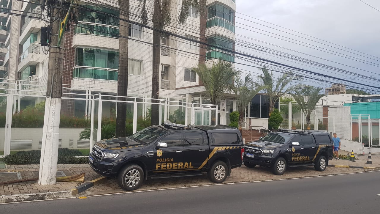 PF deflagra operação em condomínio de luxo em Manaus