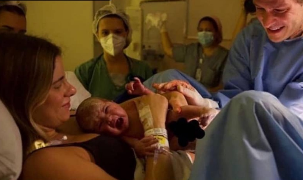 Vazam áudios e vídeo de Shantal relatando violência obstétrica: ‘rasgou minha vagina com a mão'