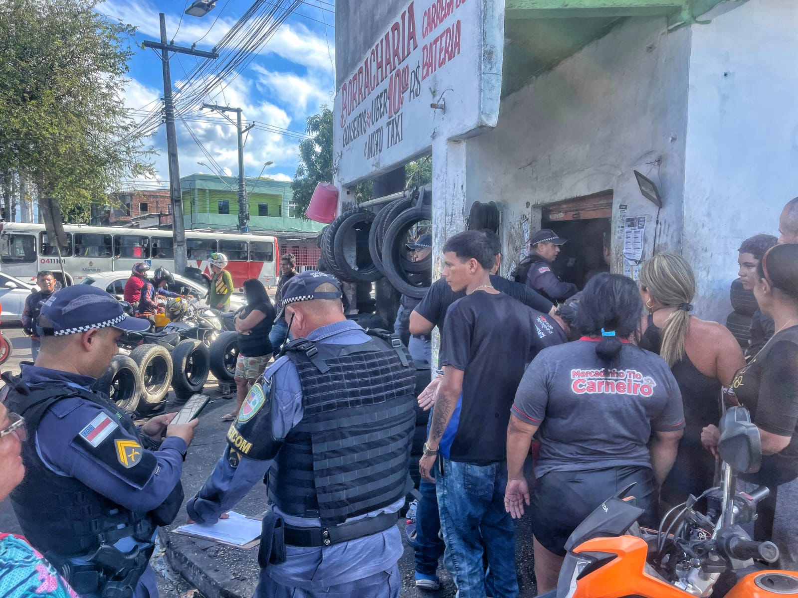 Borracheiro é executado enquanto se embalava em rede no Jorge Teixeira
