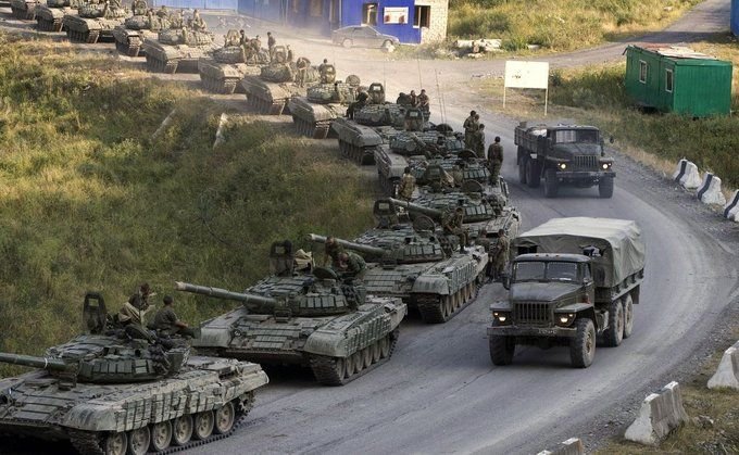 Países pedem que seus cidadãos deixem a Ucrânia por risco de invasão da Rússia