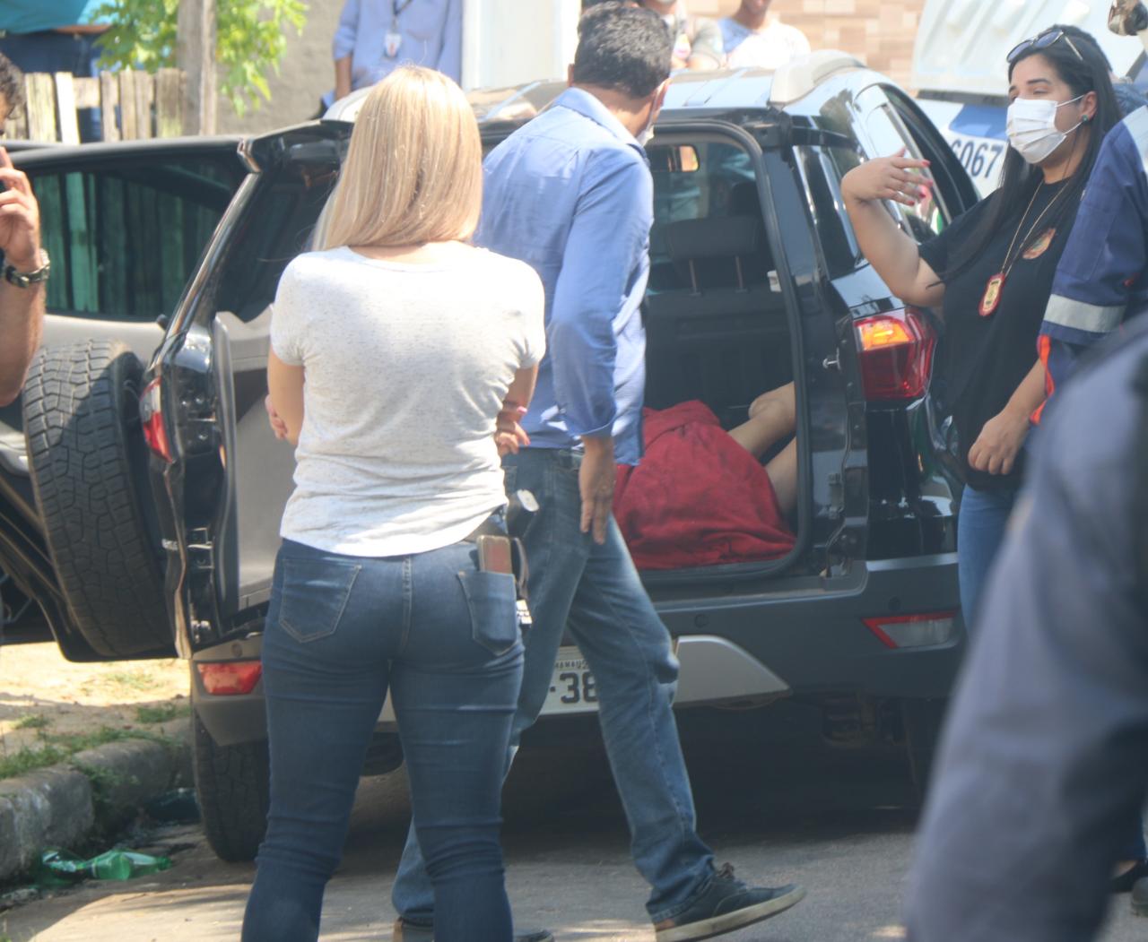 Técnica de enfermagem assassinada estava nua dentro de porta-malas em Manaus