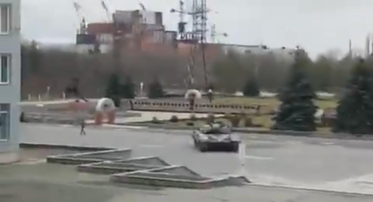 Após controle da Rússia, trabalhadores de Chernobyl atuam há 13 dias sem pausa