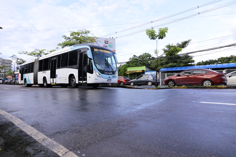 Interdição na av. Djalma Batista altera rotas de ônibus e de outros veículos em Manaus