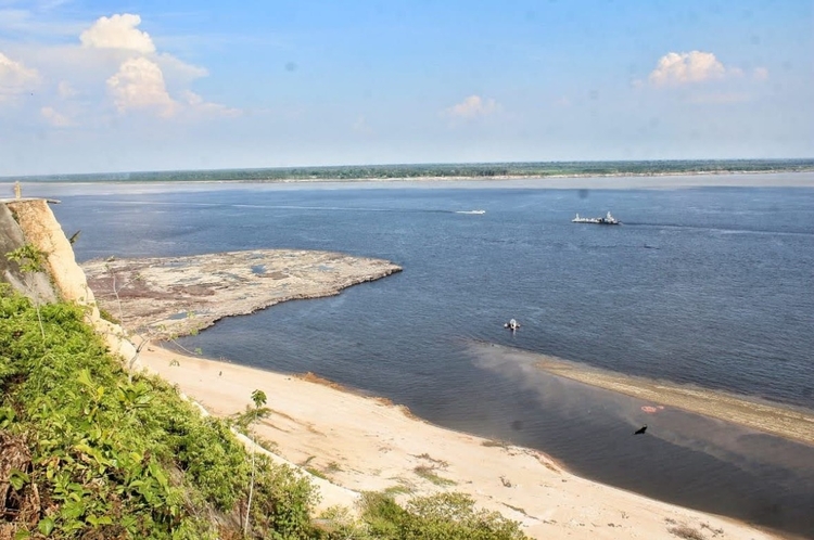 Nível do Rio Negro em Manaus sobe 65 centímetros nos últimos dias