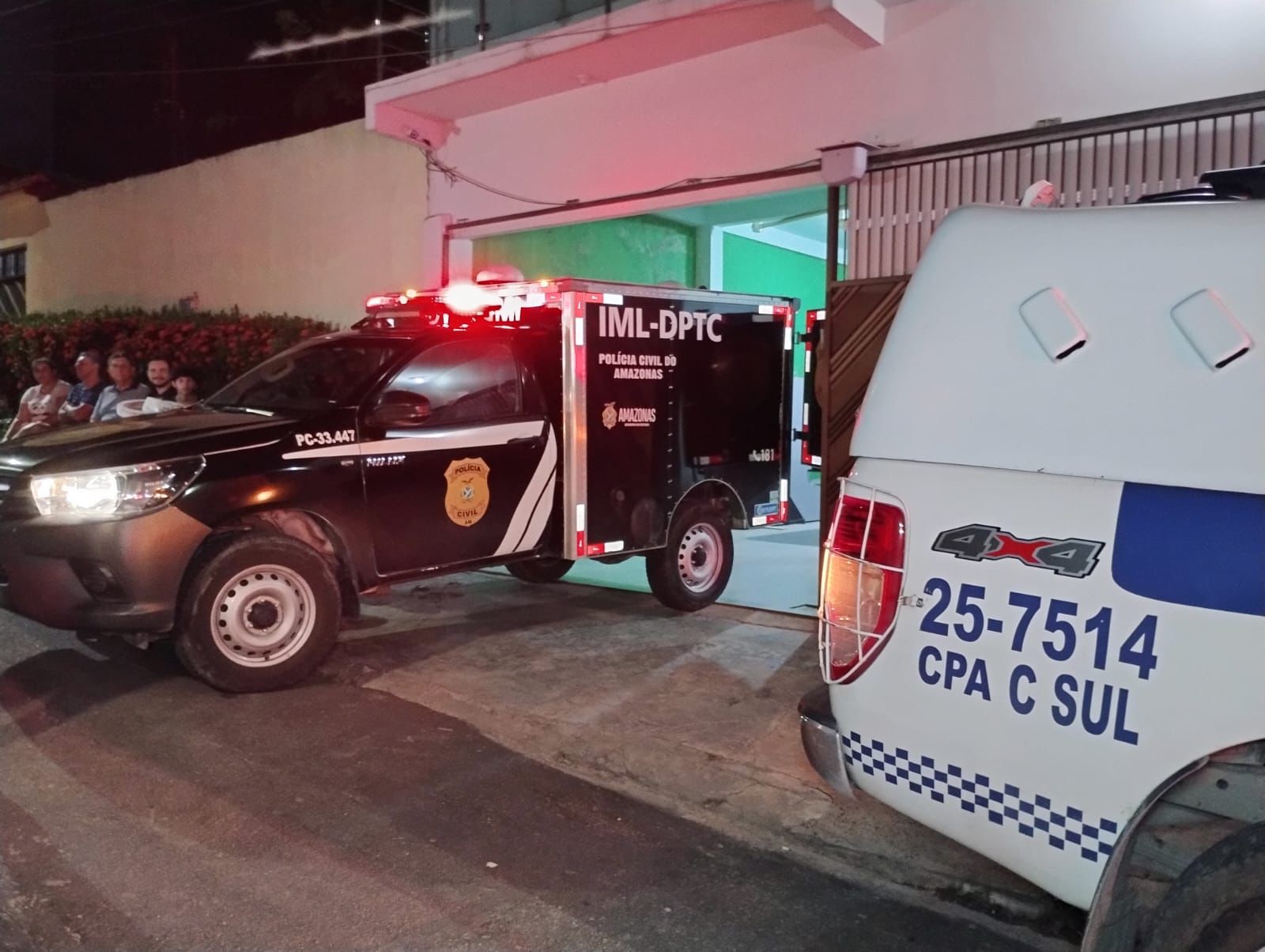 Baleado, homem invade casa para pedir ajuda e morre no Parque Dez