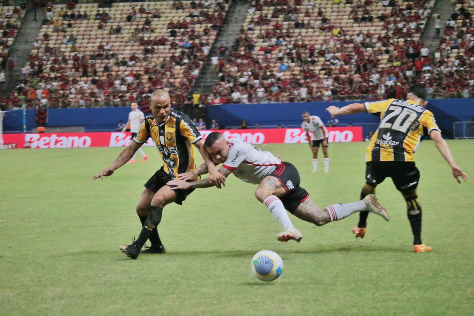 Amazonas x Flamengo: Primeiro tempo termina em 0 a 0 