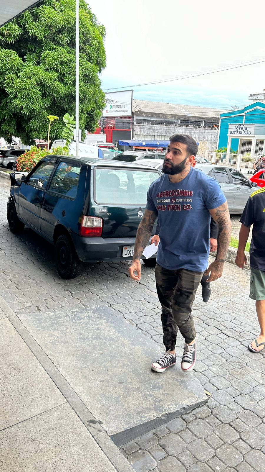 Ex-namorado de Djidja, Bruno Roberto, presta depoimento à polícia em Manaus