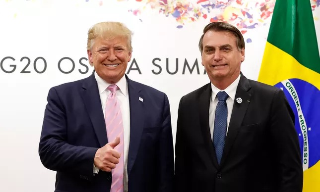 Bolsonaristas reagem a atentado contra Trump e relembram facada em Bolsonaro