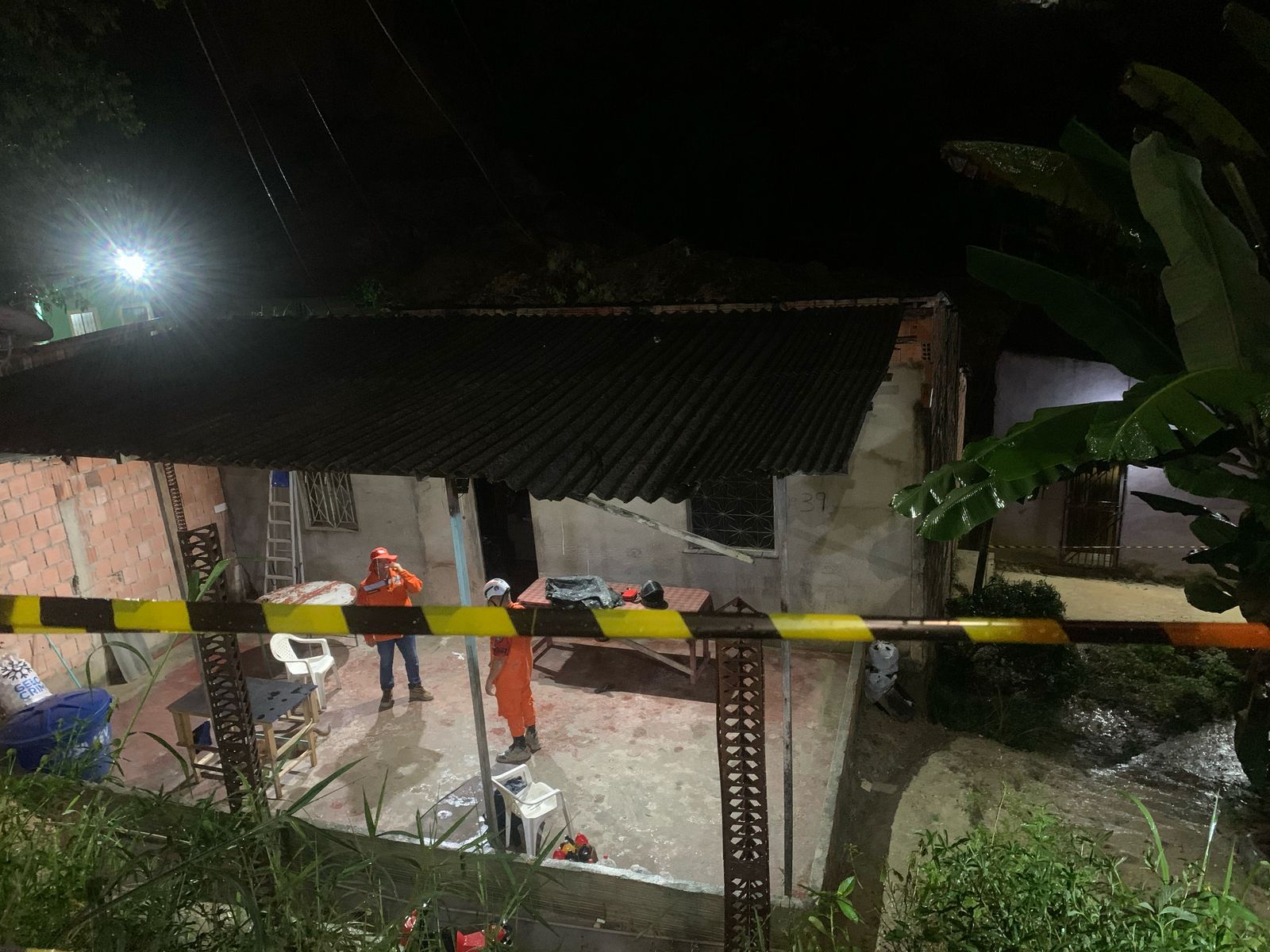 Crianças estavam entre as vítimas de soterramento em Manaus