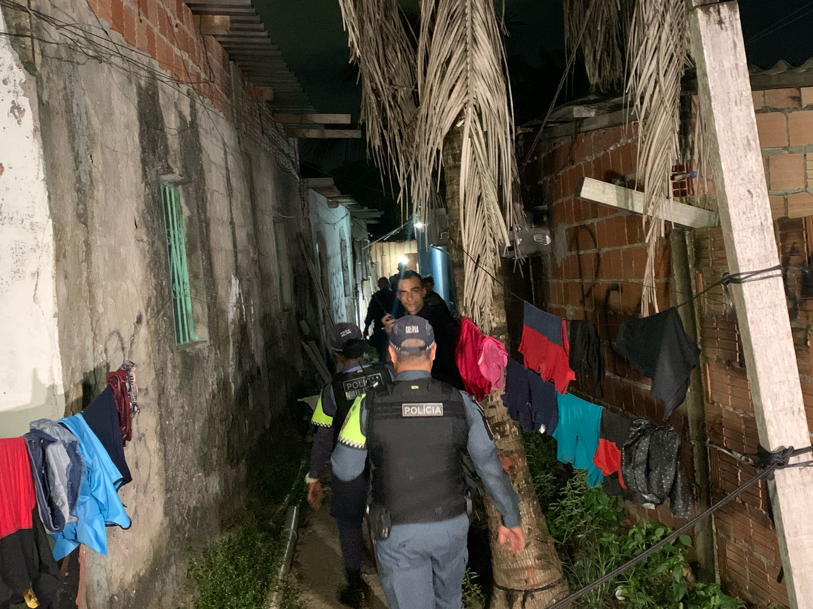 Adolescente tem rosto desfigurado em ataque a tiros no Val Paraíso