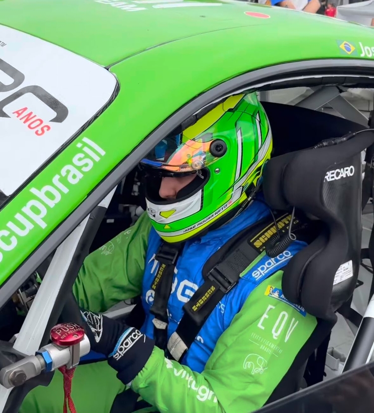 Amazonense Moura Neto disputa final da World Porsche Cup em Interlagos