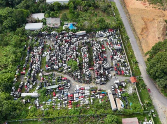 Criminosos invadem parqueamento da PC pela 3ª vez e roubam nove veículos no Tarumã