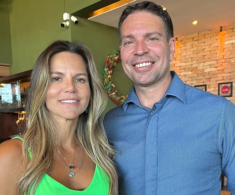 Esposa de Ramagem diz que teve celular apreendido ao embarcar para os EUA