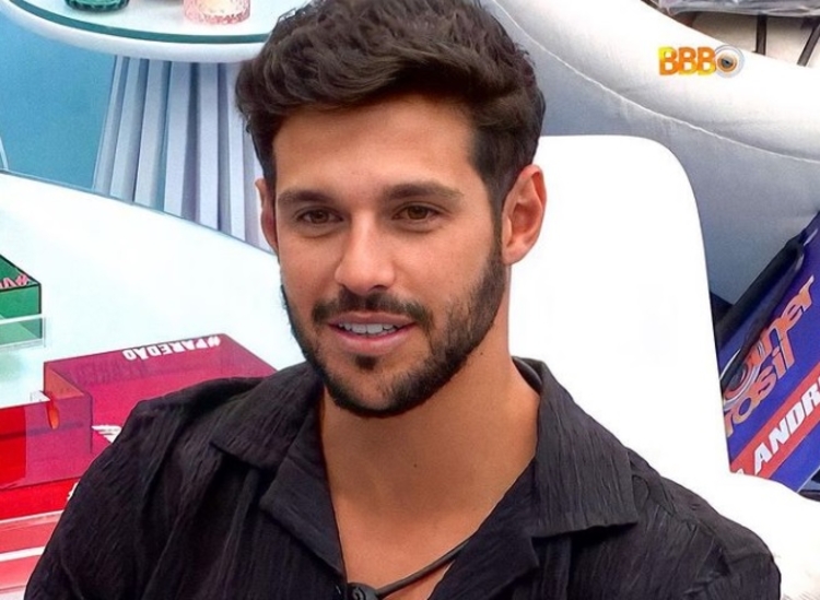 Rodrigo Mussi terá que fazer radiografia no pulmão, diz irmão: 'Tossindo bastante'