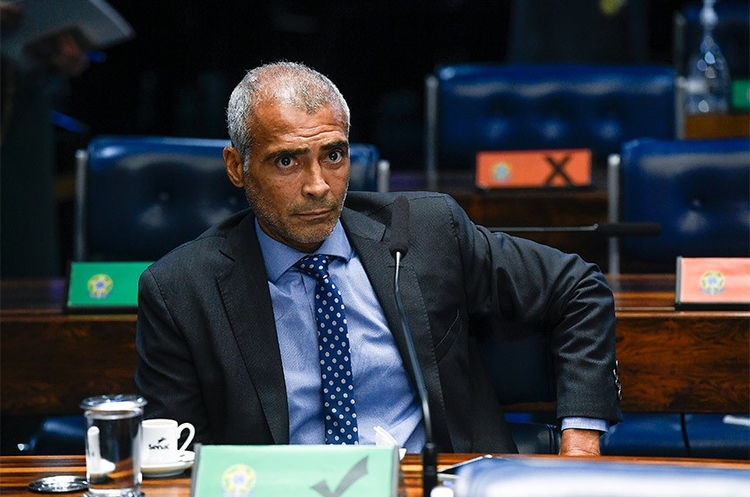 Romário fala sobre denúncia de corrupção em projetos de esportes