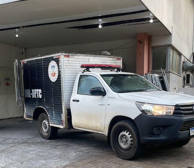 Cinco corpos de vítimas de acidente de avião em Barcelos seguem para MG