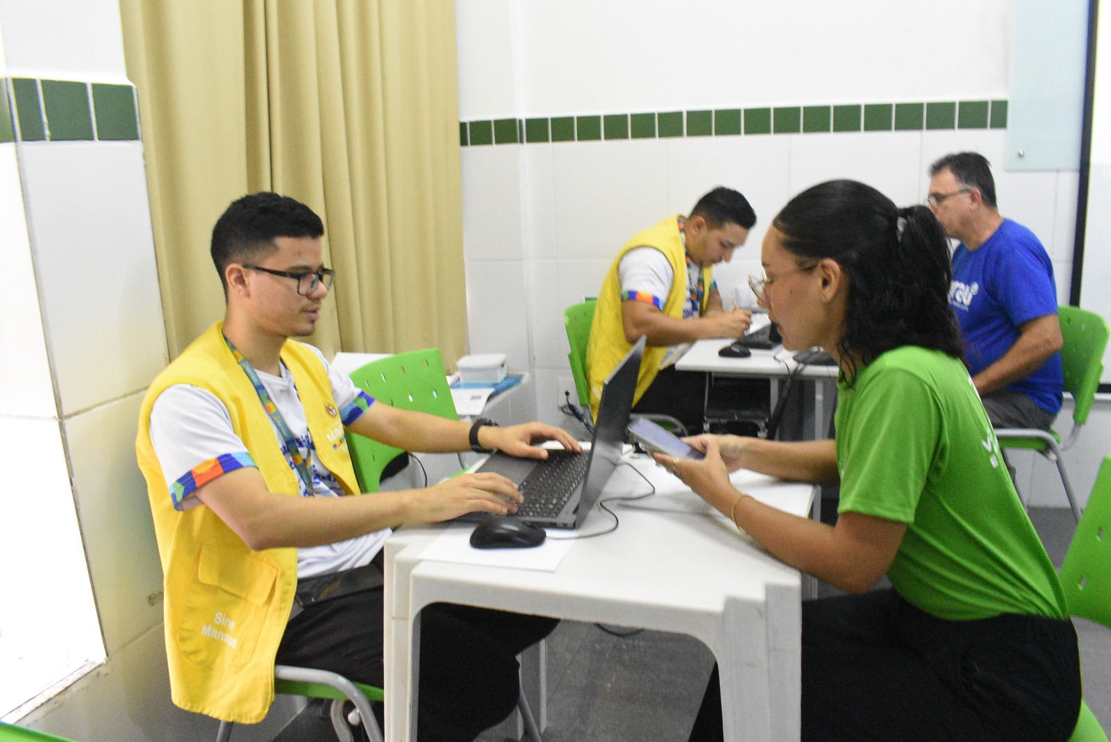 Sine nos Bairros atende moradores das zonas leste e sul de Manaus neste sábado