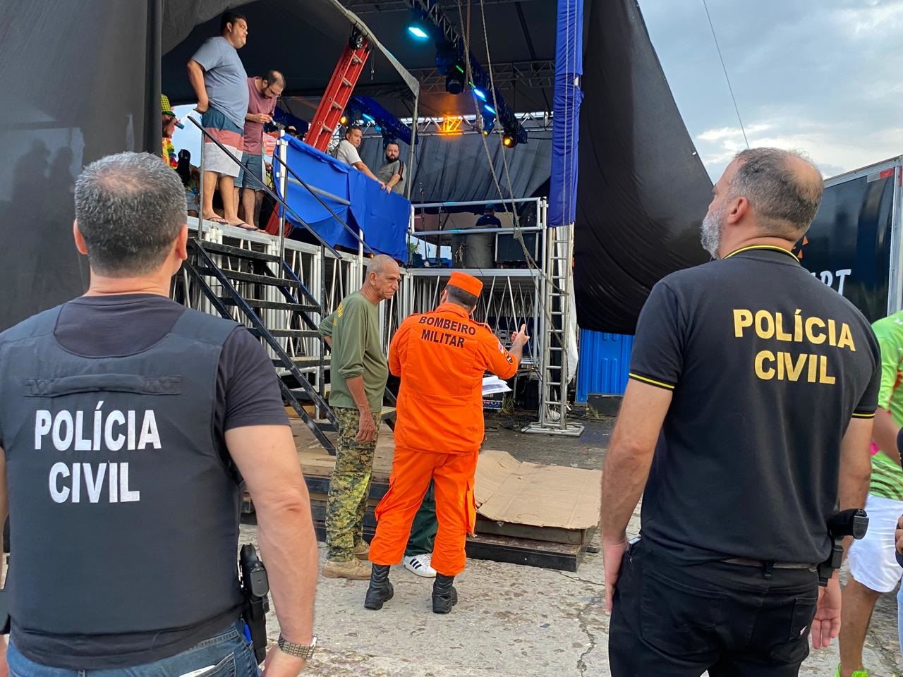 Fiscais flagram 'gato' de energia e festa sem documentação durante carnaval em Manaus