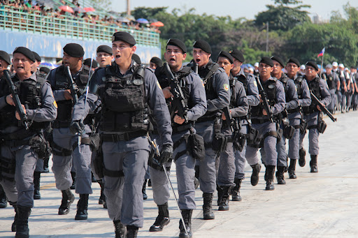 Com salários de até R$7 mil, FGV divulga edital para concurso da Polícia Militar do Amazonas
