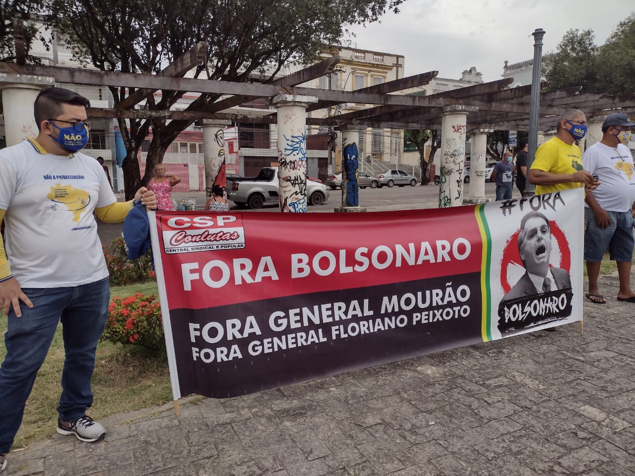Ato contra Governo Bolsonaro une mais de mil manifestantes em Manaus