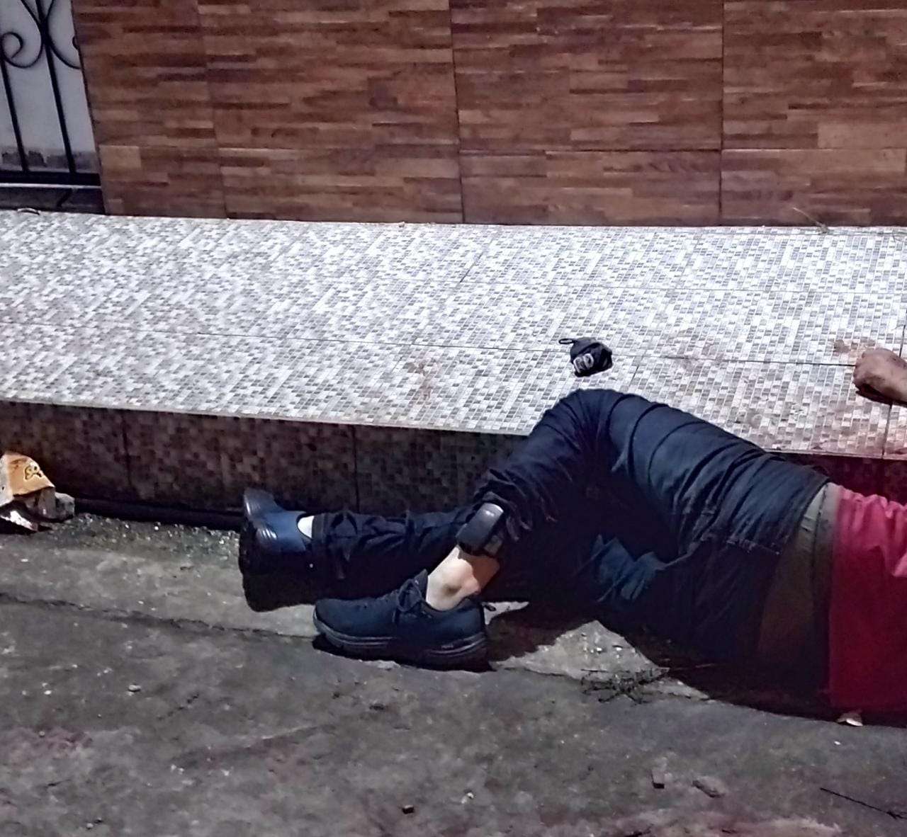 Detento tem olhos furados com chave de fenda durante linchamento em Manaus