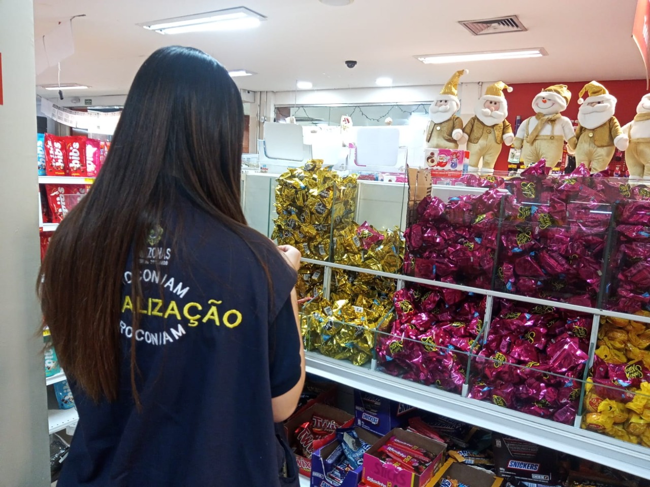 Procon orienta consumidor a não cair em propaganda enganosa na Black Friday em Manaus
