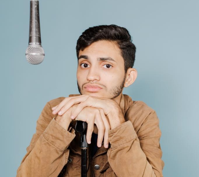 Vacina Premiada: Confira resultado do sorteio para show de humor 'Hétero afeminado a bordo'