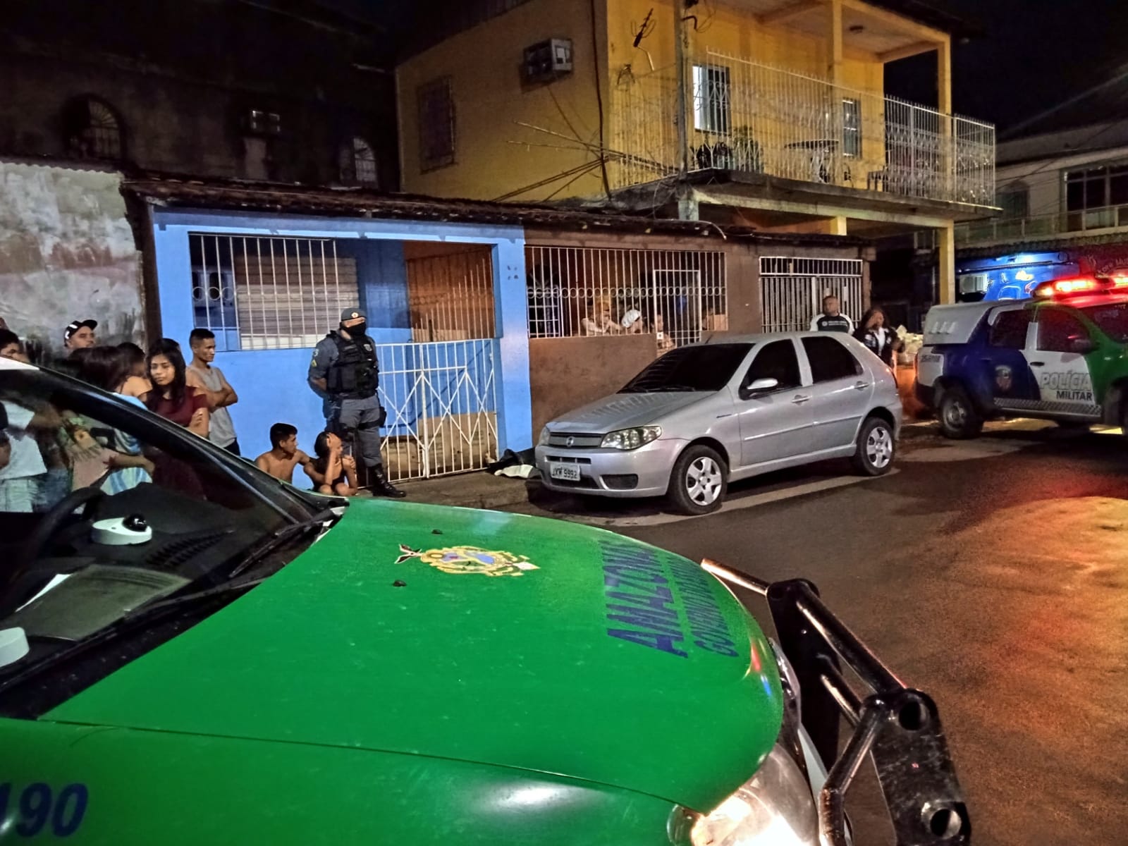 Jovem tem cabeça ‘estourada’ a tiros enquanto caminhava em área vermelha da Compensa