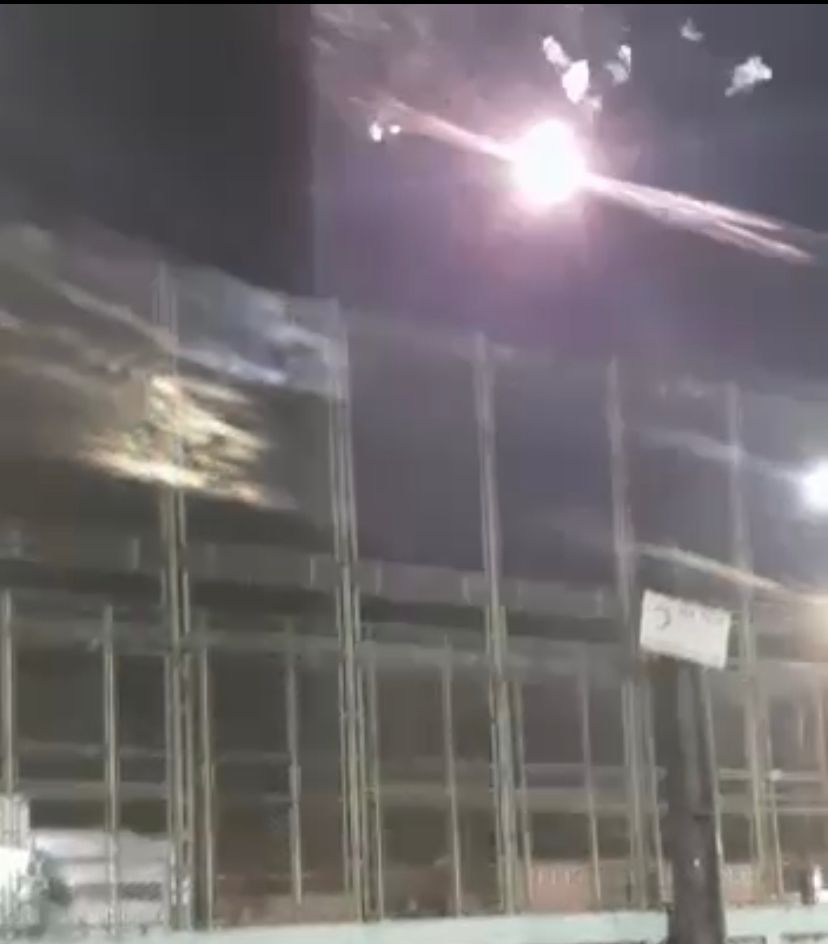 Manaus tem foguetório em aniversário de 'gestão' do Comando Vermelho; vídeos