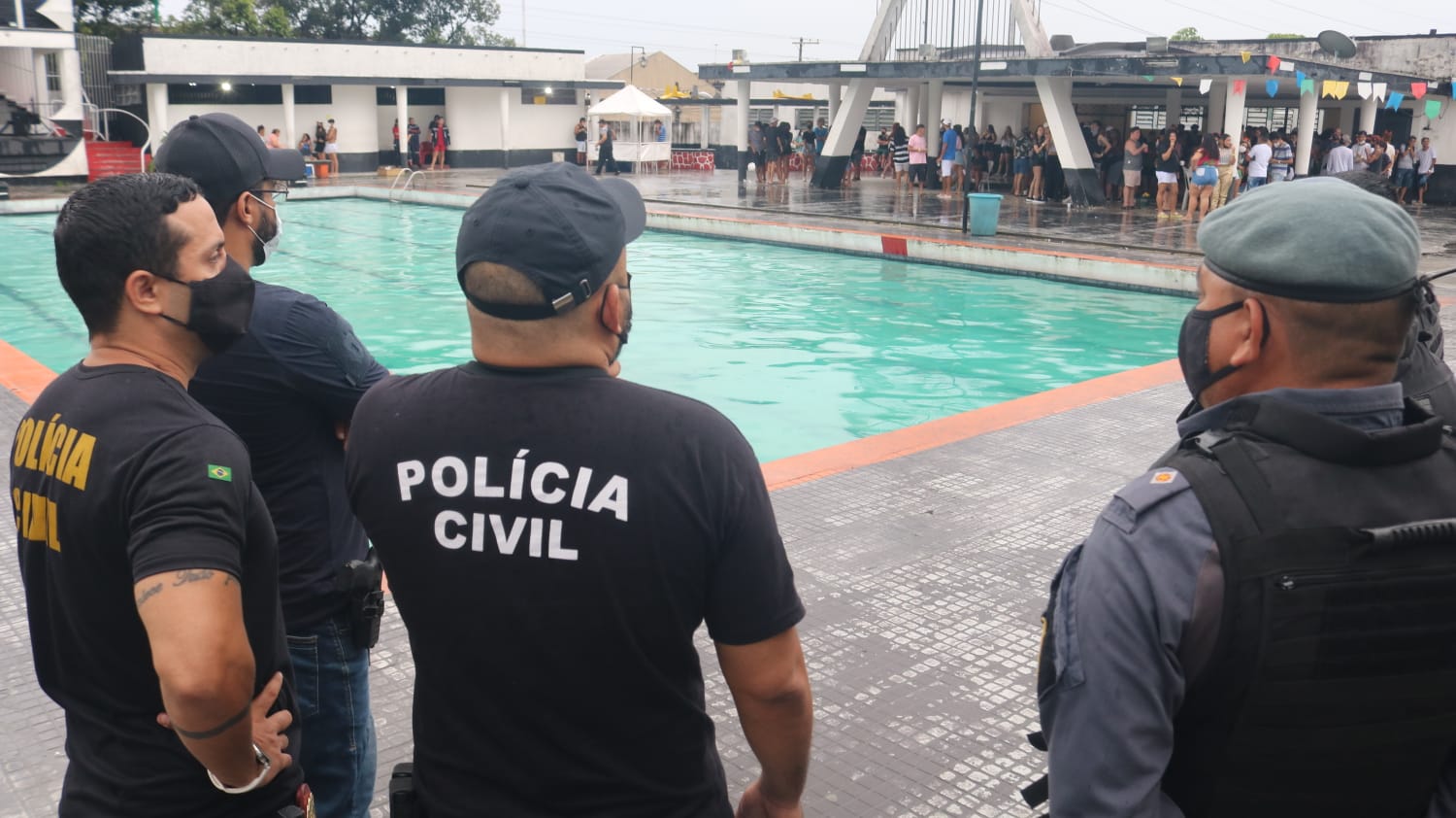 Bloco de rua é encerrado e casa de shows são autuadas no Carnaval em Manaus