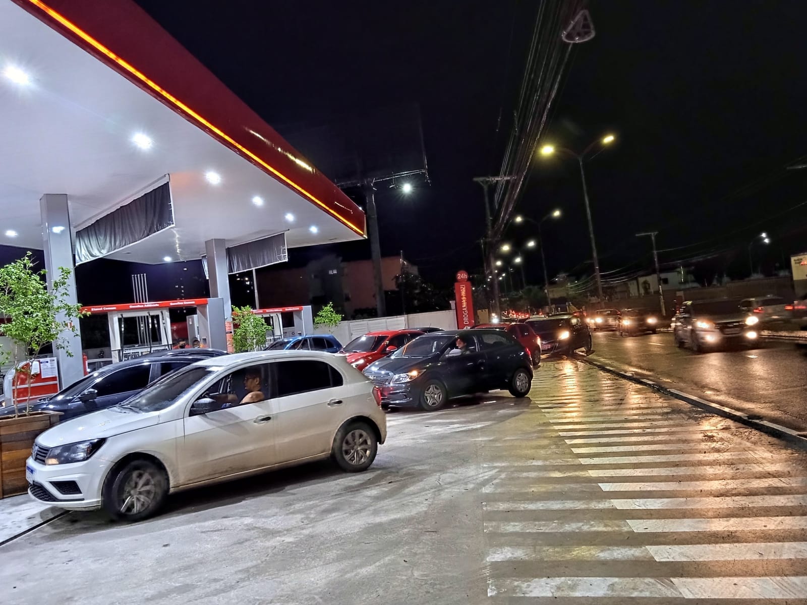 Postos em Manaus aumentam preço da gasolina antes do previsto