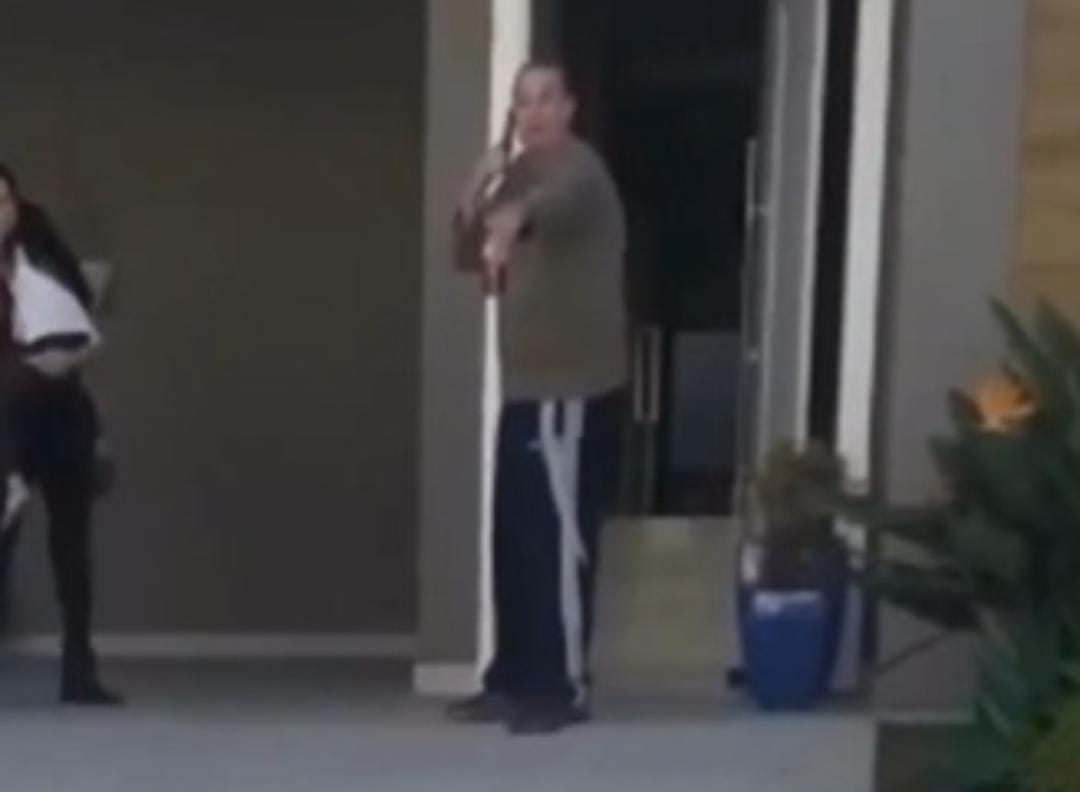 Justiça condena empresário a pagar R$ 25 mil por xingar PM de 'lixo' em Alphaville; vídeo