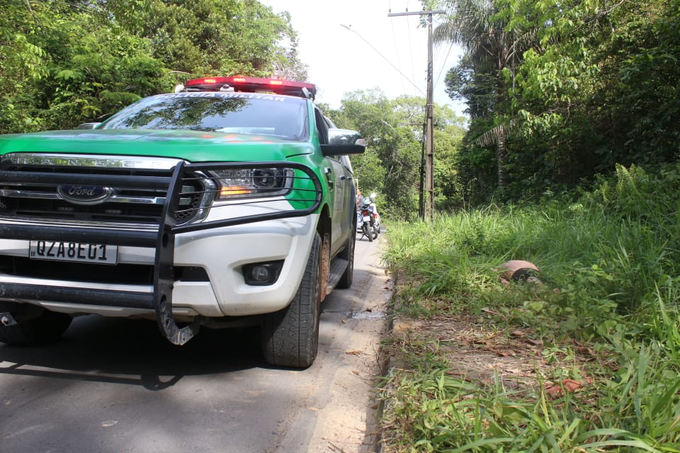 Com marcas de tortura, homem é achado morto no ramal da Praia Dourada em Manaus
