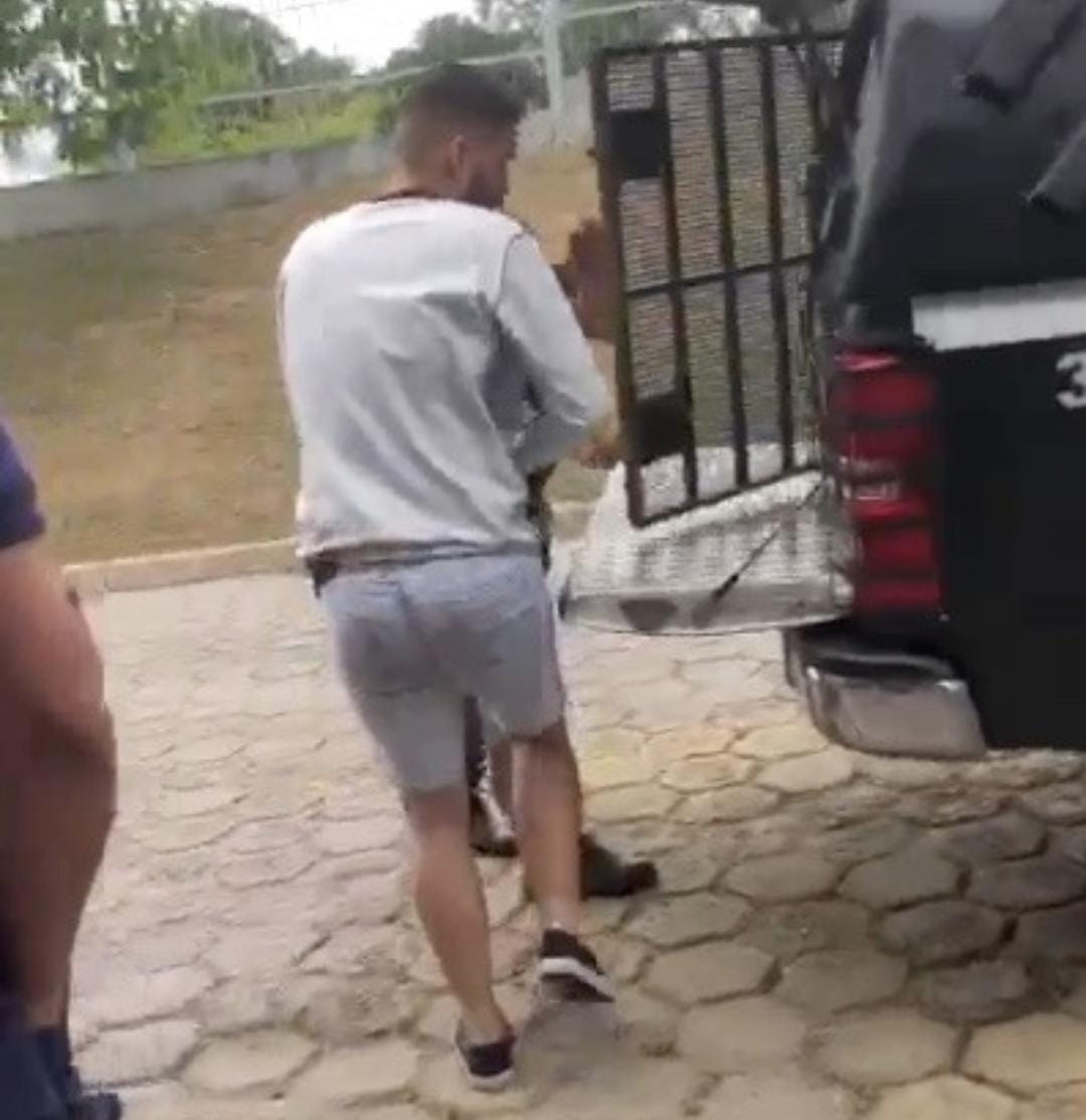 Vídeo: Família grita a influencer que matou téc. de enfermagem em acidente em Manaus: 'Assassino'