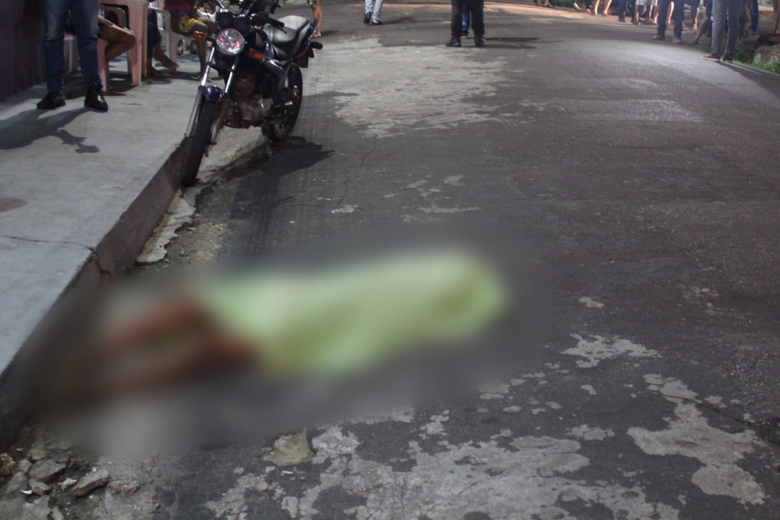 Suspeito é morto a tiros por justiceiro após tentativa de assalto em Manaus