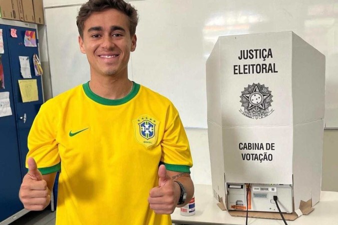 Nikolas Ferreira tem contas suspensas após publicar sobre suposta fraude nas eleições