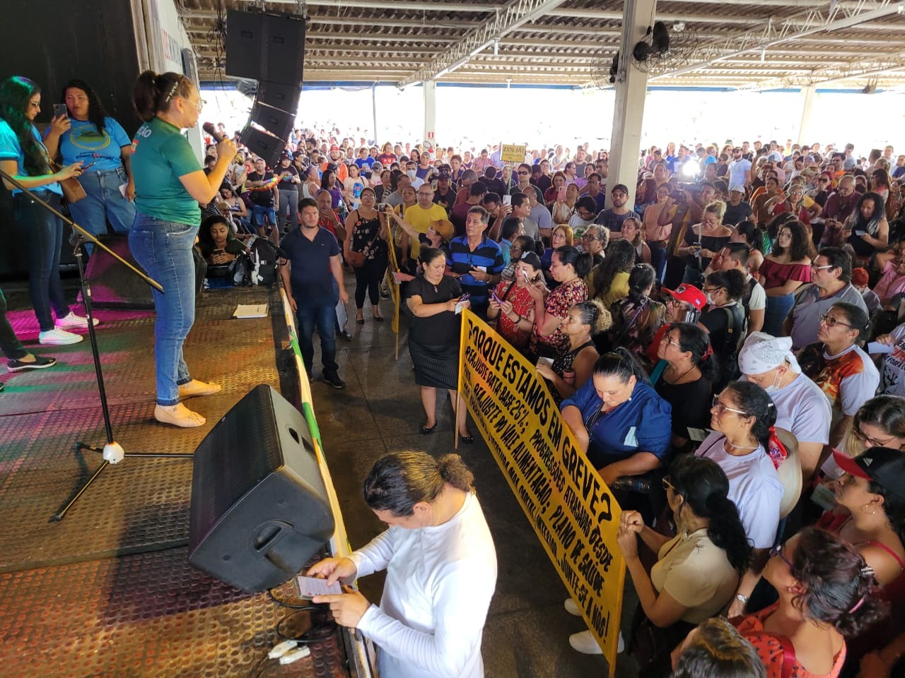 Professores aprovam reajuste de 15% e devem retornar à sala de aula na segunda no Amazonas