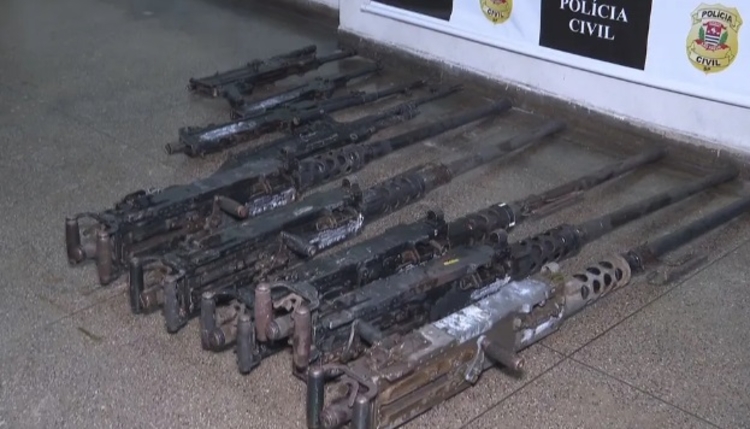 Militares e civis são indiciados em caso de furto de 21 metralhadoras do Exército