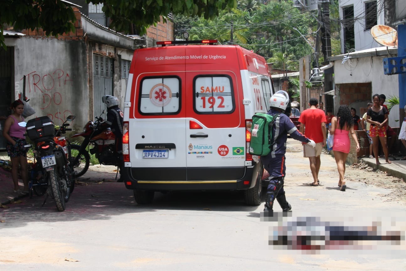 Homem é morto com tiros na cabeça em rua do Cidade de Deus