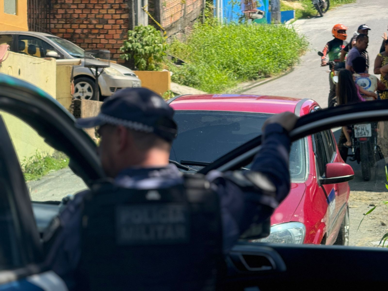 Primo é preso suspeito de estrangular mulher dentro de casa na Cidade de Deus