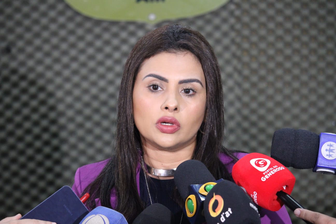 Pai amarrava adolescente à cama durante estupros no Jorge Teixeira, diz delegada