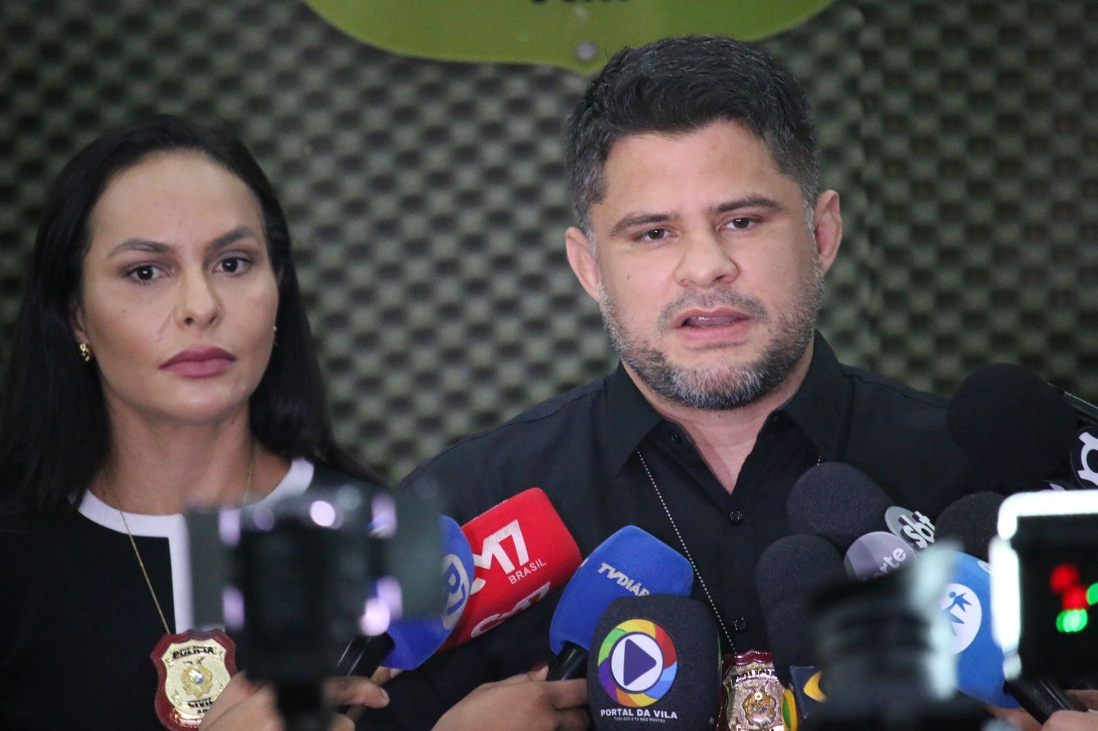 Membro de facção tentou matar esposa com filho no colo: 'Hoje vamos brincar sério'