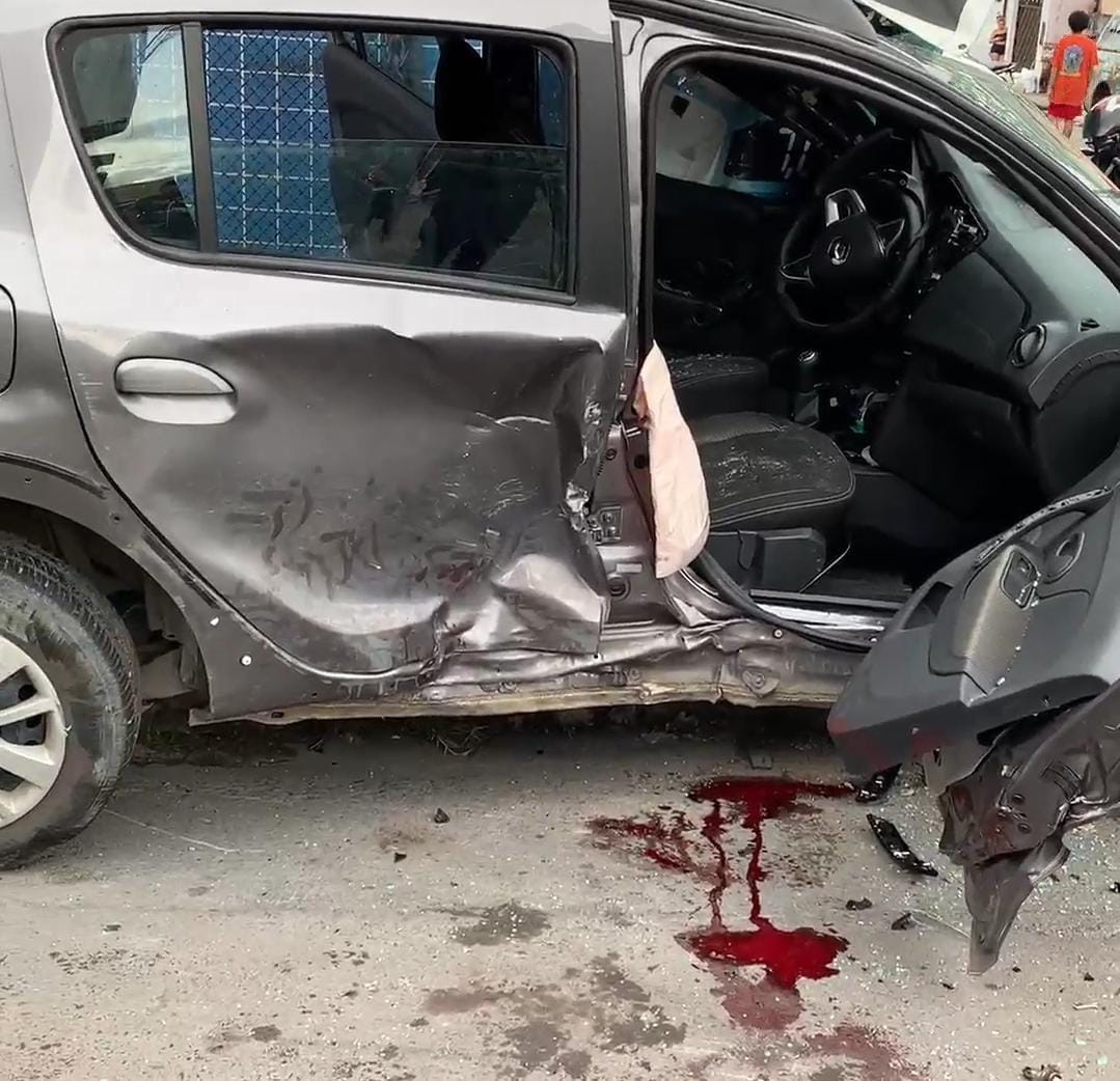 Fuga de foragido termina em grave acidente com família em Manaus