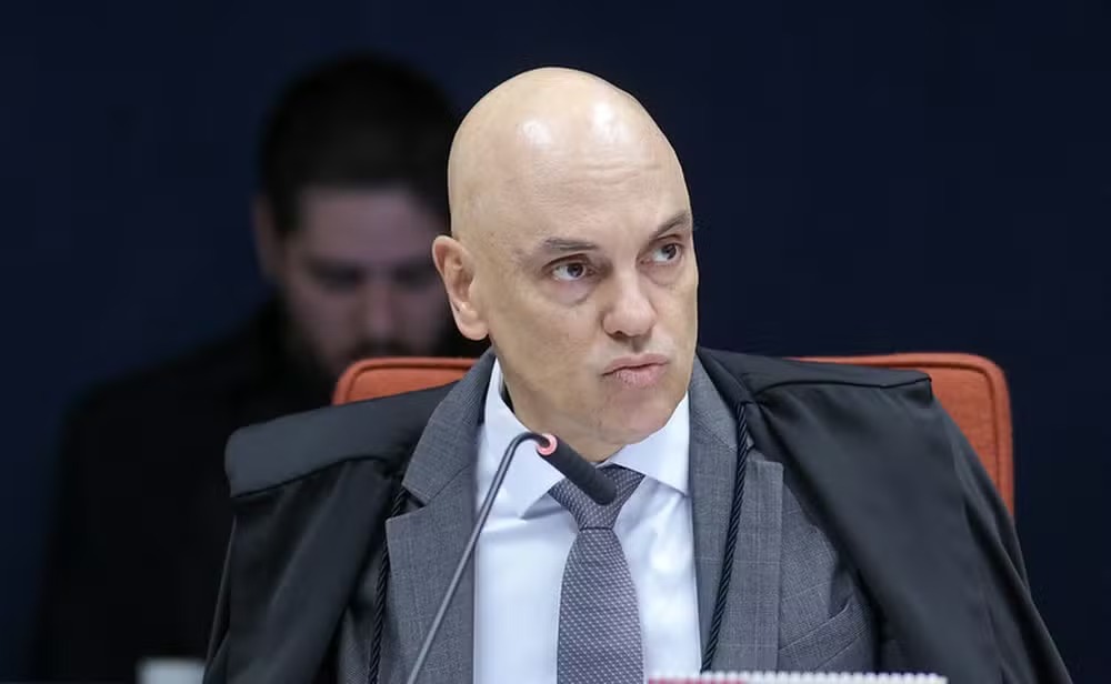 Moraes vota para condenar réus que planejavam assassinar autoridades