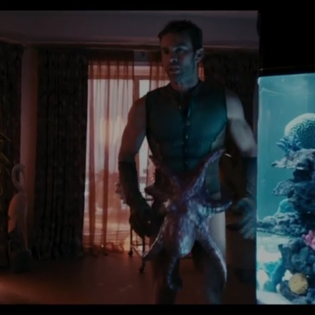 Chace Crawford teve um 'ataque de pânico' antes de gravar sexo com polvo em The Boys