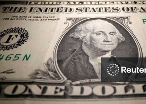 Dólar fecha pouco abaixo dos R$5,40 com perspectiva de corte de juros nos EUA