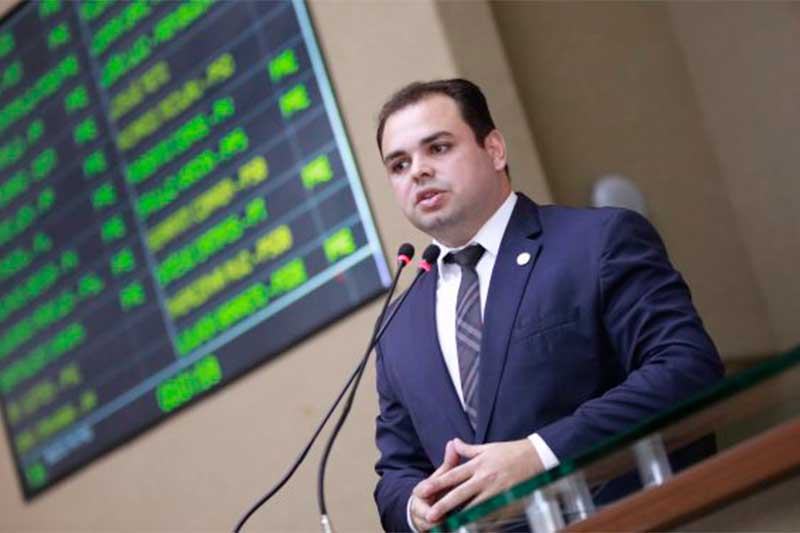 Presidente da Aleam diz que impeachment de Wilson está em análise 